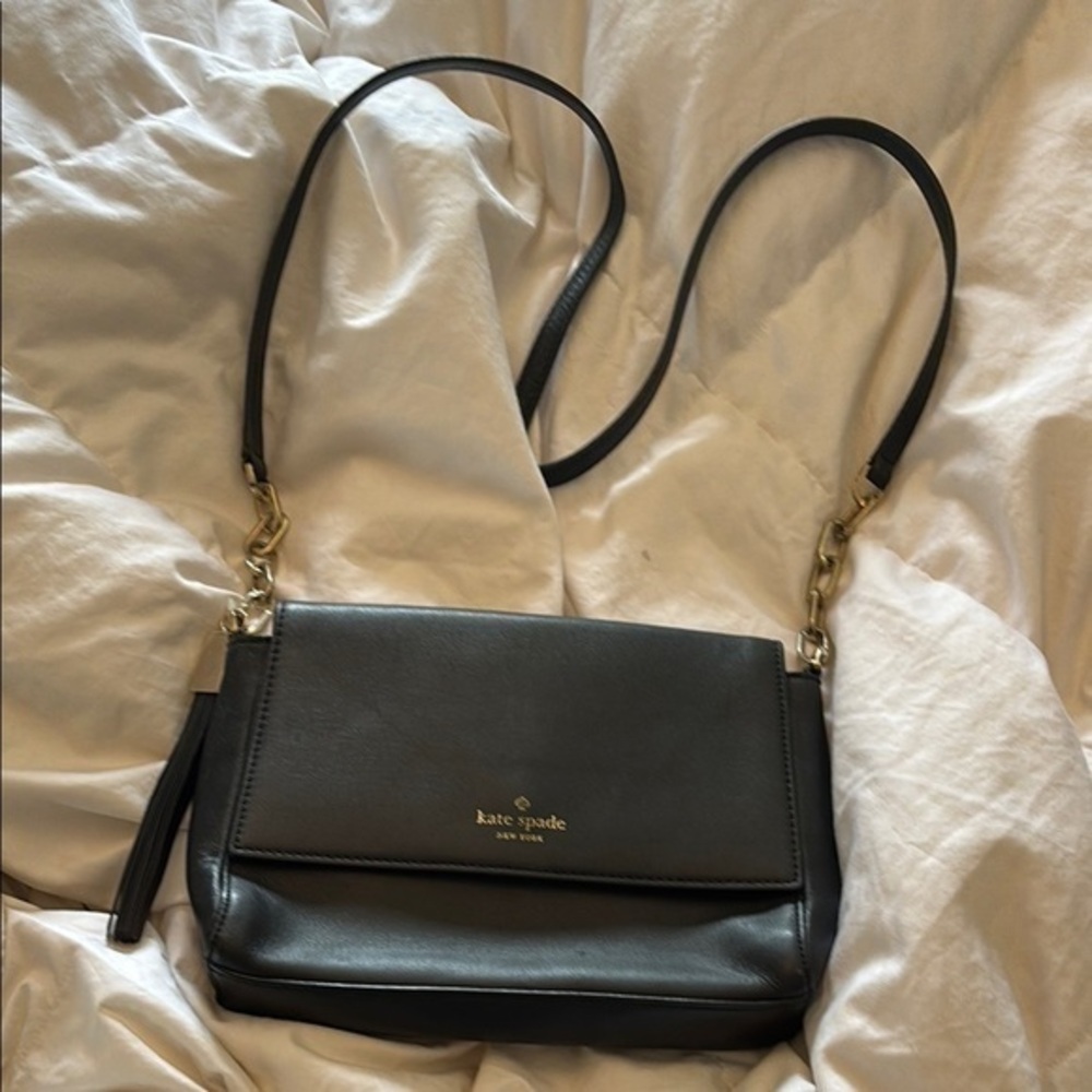 Kate Spade Black Leather Crossbody Bag snap closer chain detail strap purse